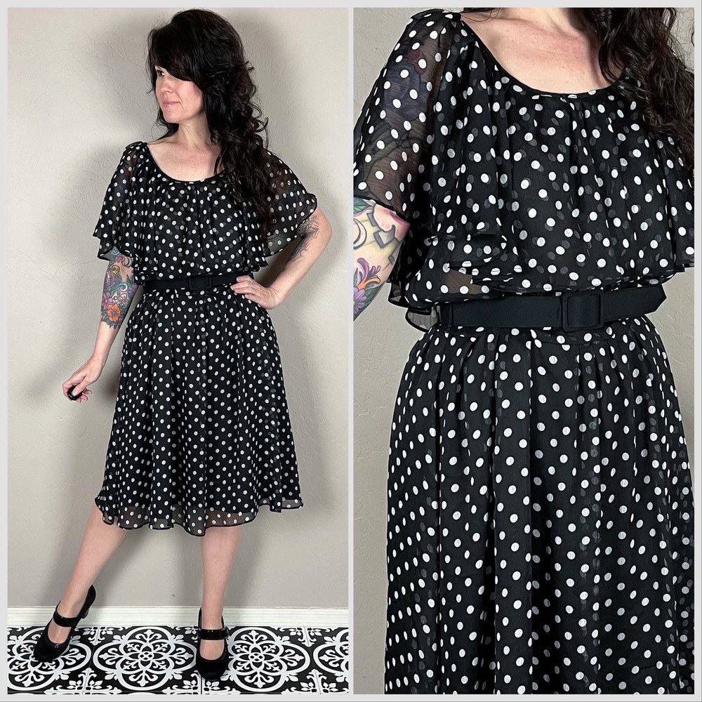Vintage 1990s Black and White Polka Dot Short Sleeve Chiffon Dress